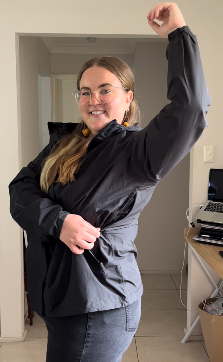 CLEARANCE - Halti Fort Shell Womens Plus Size Rain Jacket Black Size 20
