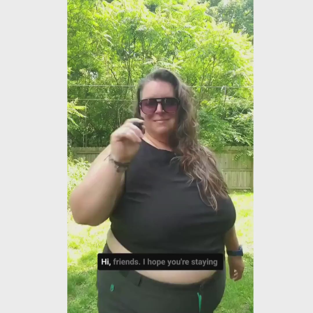 Alpine Parrot Cypress Women's Plus Size Shorts Video